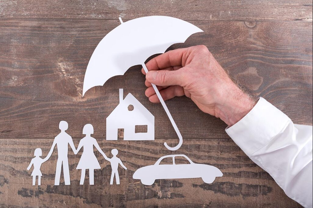 How to Lower Your Umbrella Insurance Premiums This Year